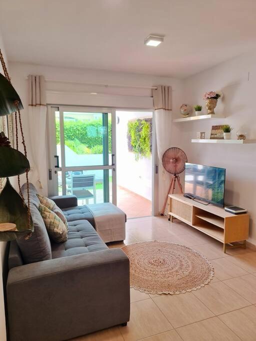 Homely Apt In Modern Building With Pool San Miguel de Abona Buitenkant foto